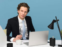 Implementasi Strategi Bisnis Berkelanjutan Untuk Memperkuat Citra Positif Perusahaan Di Mata Investor